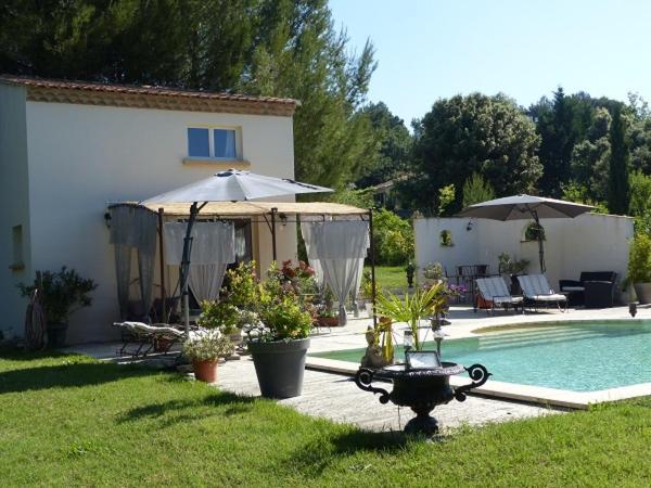 Les Anges Villa LʼIsle-sur-la-Sorgue Exterior foto